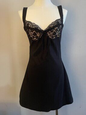 Black Lace Hem Backless Mini Dress Size M